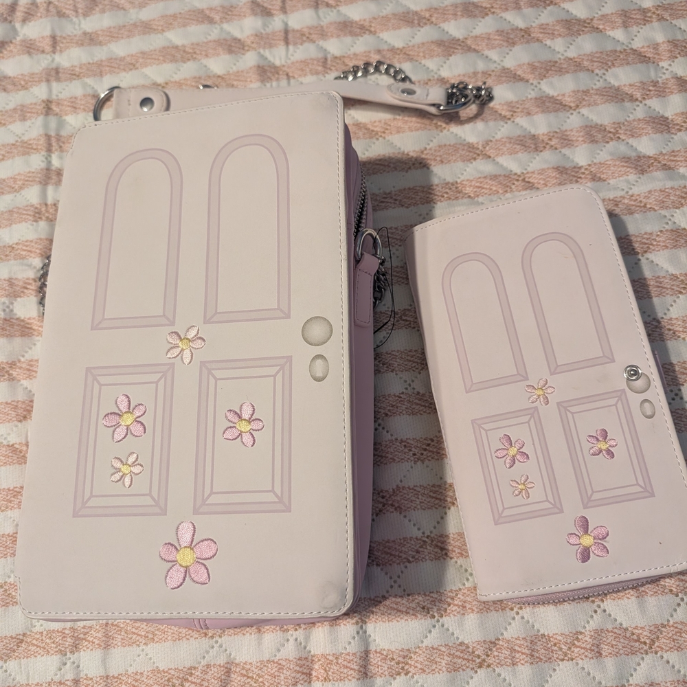 Loungefly Boos Door Set GUC small Mark In Wallet Other Wise Gently Worn Conditio